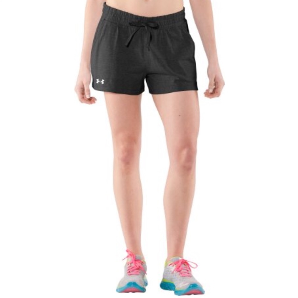 Under Armour Women’s shorts bottom